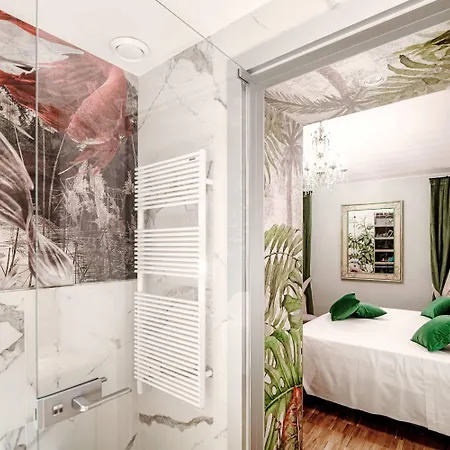 Aurum - Luxury ゲストハウス 4*