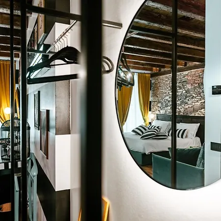 Aurum - Luxury Gasthuis 4*