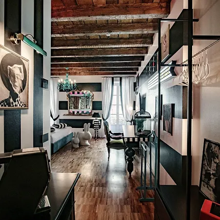 Aurum - Luxury Gasthuis Como