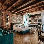 Aurum - Luxury Como