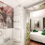 Aurum - Luxury Casa de hóspedes 4*