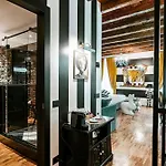 Aurum - Luxury Casa de hóspedes 4*